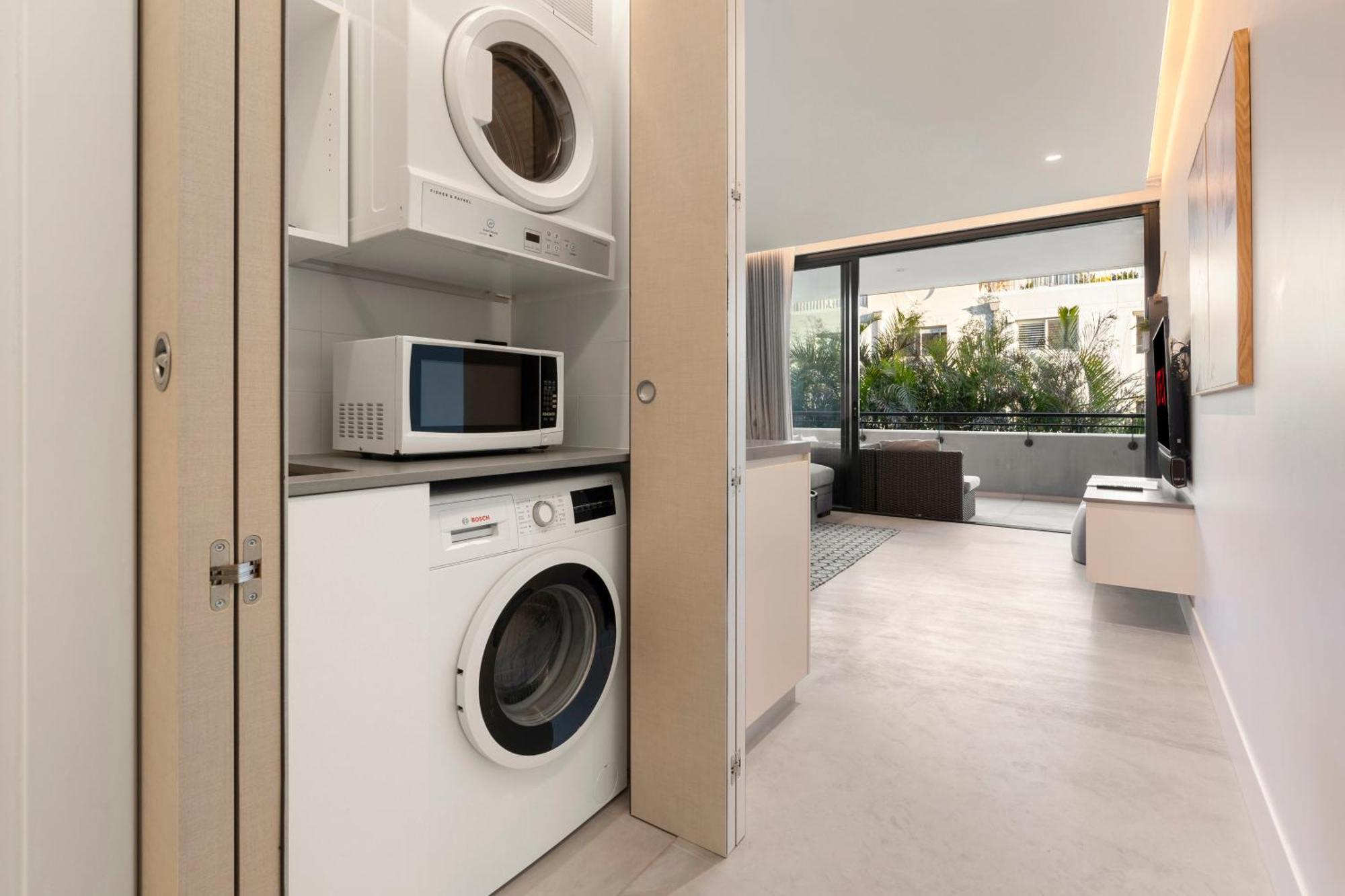Apartment Inviting 2br Unit With Parking Near Coogee